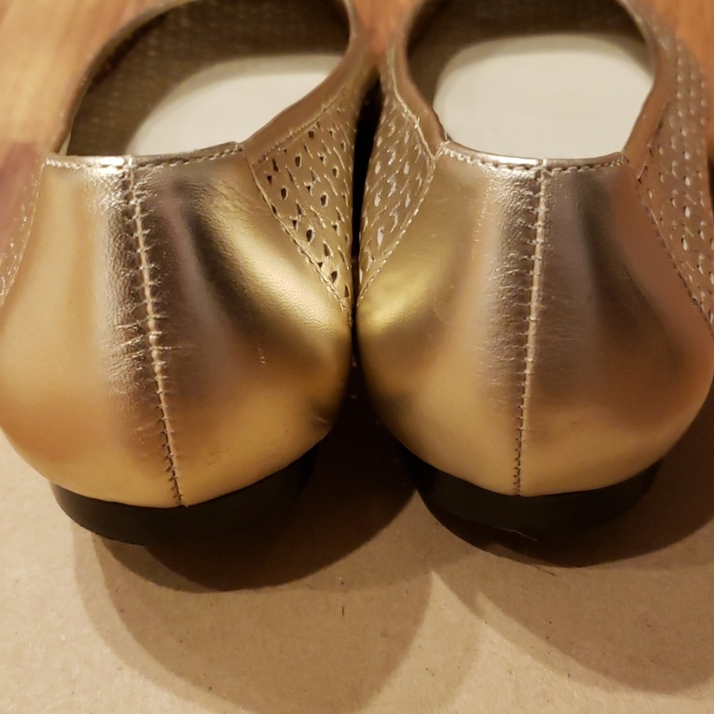 A.N.A GoldBallet Style Shoes with Cut Out Design - Picture 4 of 4